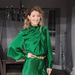 Meet your Posher, Adina